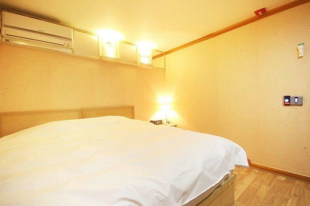 Jeonju Tourist Hotel Exteriér fotografie