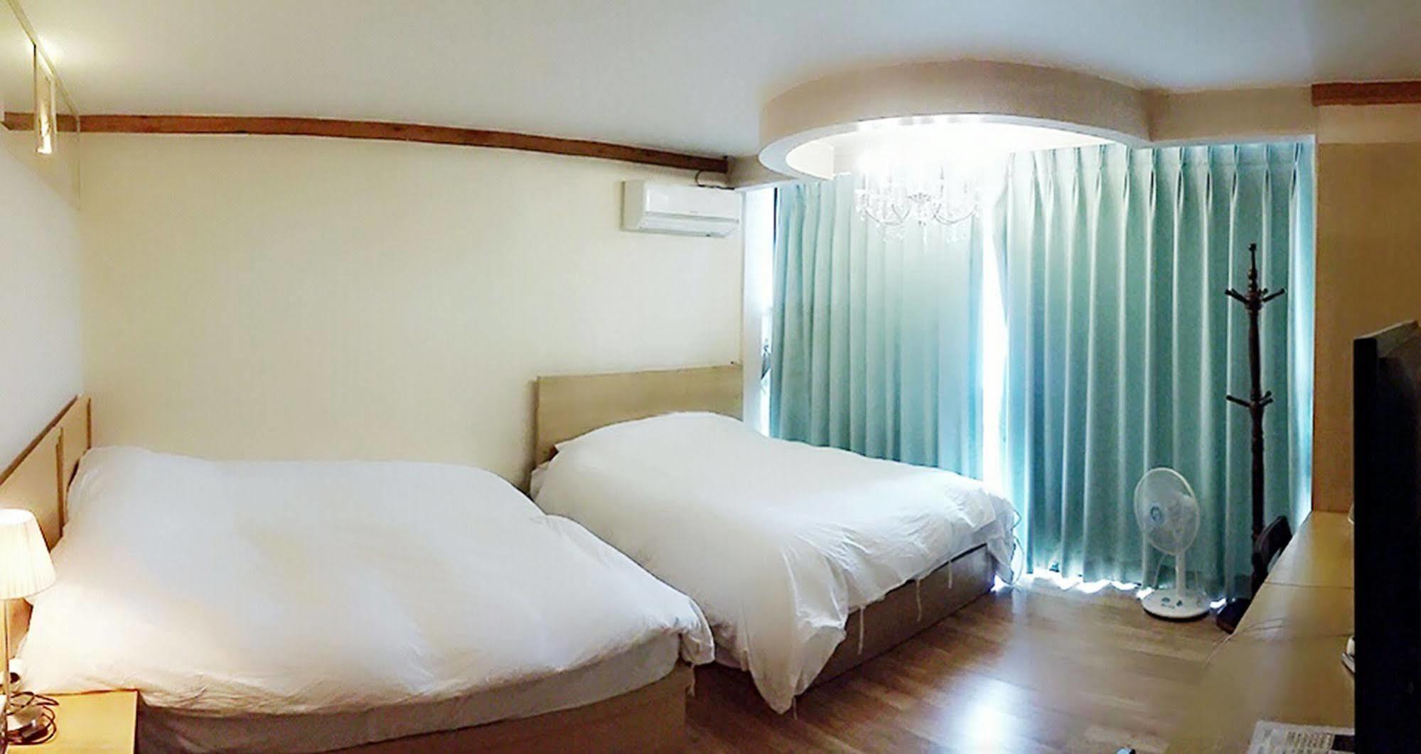 Jeonju Tourist Hotel Exteriér fotografie